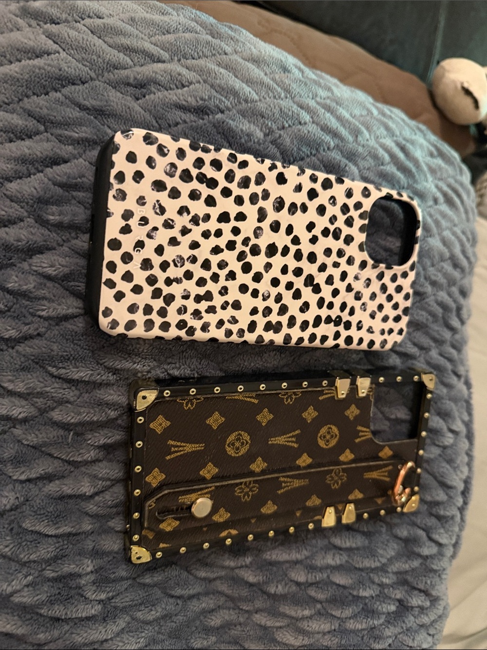 Stylish cream & Black Leopard iPhone Case and brown and gold for Iphone 14